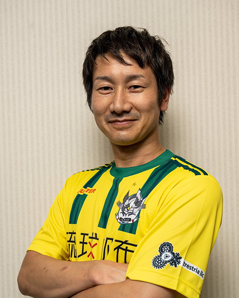 04 SHUNSUKE TAKEMOTO